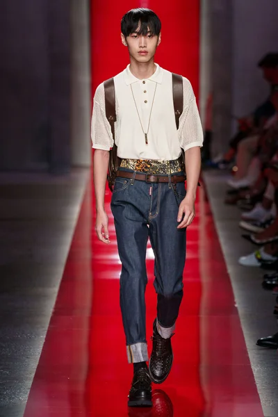 Look 9